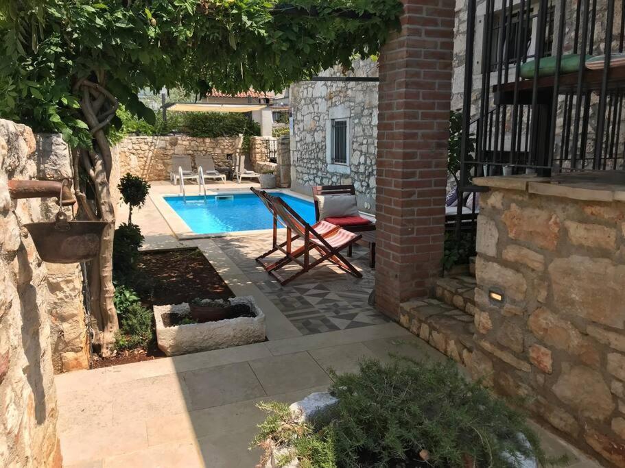 Saison Openning Prices Luxury Villa Nini With Fireplace, Private Pool, Bikes, Barbecue And Much More Poreč Zewnętrze zdjęcie